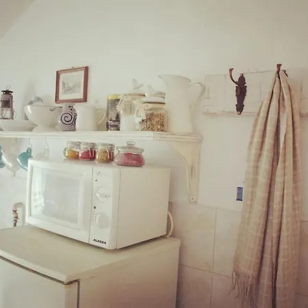 Belle House *
